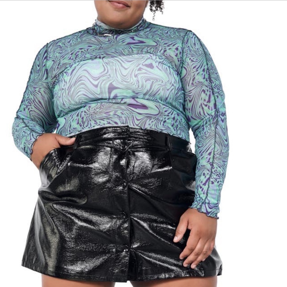 NWT BP + Wildfang Mock Neck Crop Top, size 1X, green purple tiger waves